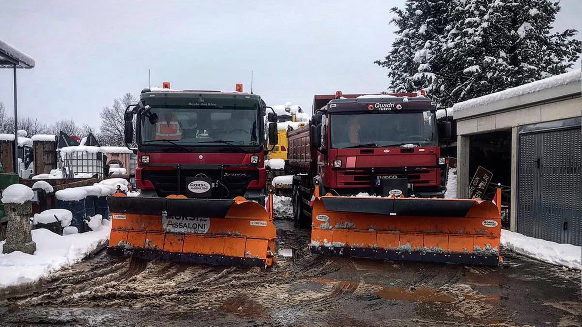 L'Impresa Ronzoni srl si occupa di manutenzione stradale, compresi i servizi di sgombro, spazza neve e spargi sale.